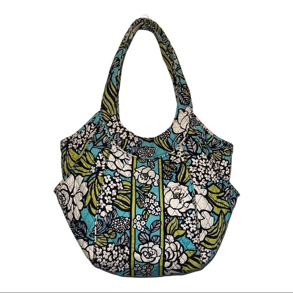 Vera Bradley Handbags - Vera Bradley Sweet Heart Tote bag in Island Blooms Pattern